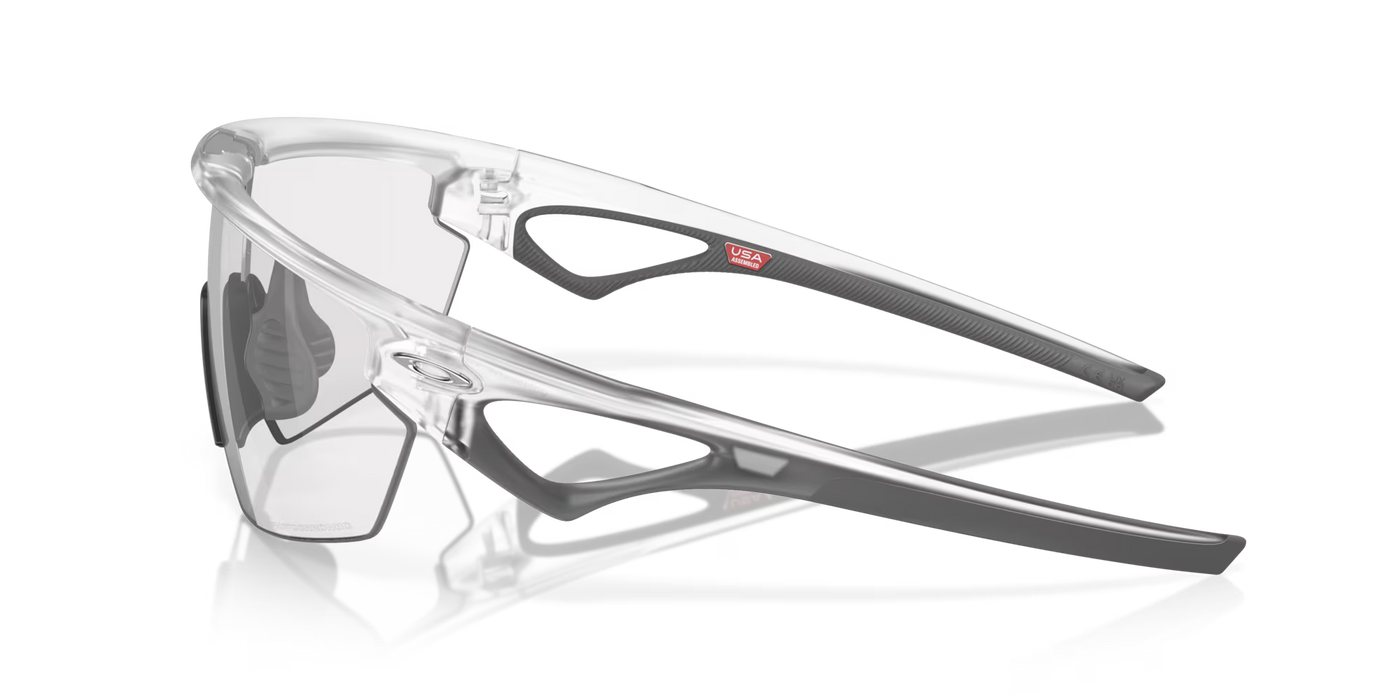 Oakley Sphaera Clear To Black Iridium Photochromic Lenses, Matte Clear Frame - Cyclop.in